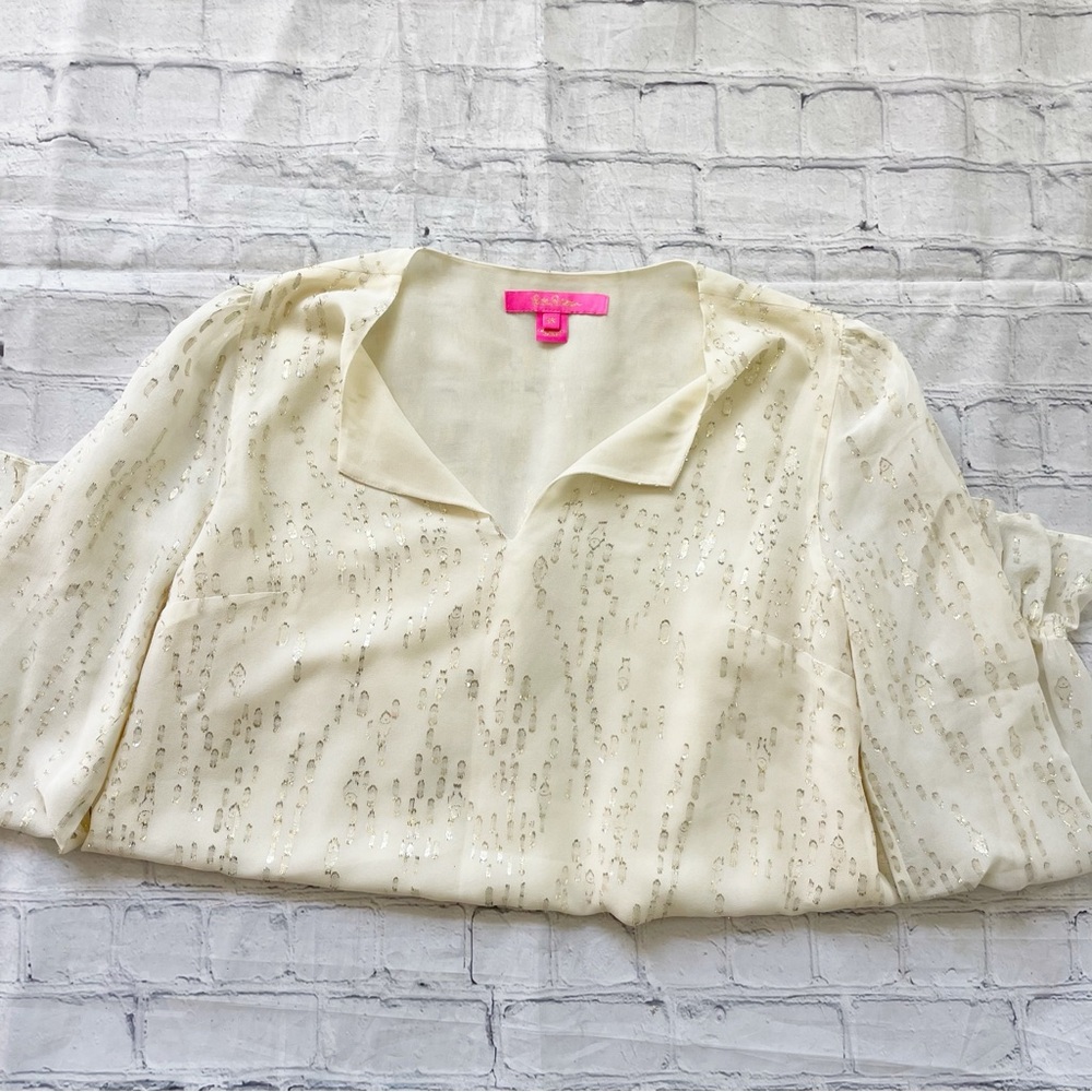 Lilly Pulitzer Cream & Gold Ellarey Coconut Fish Clip Silk Blouse